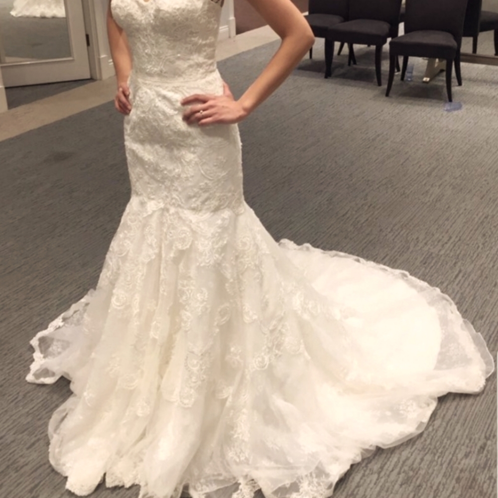 Wedding dress